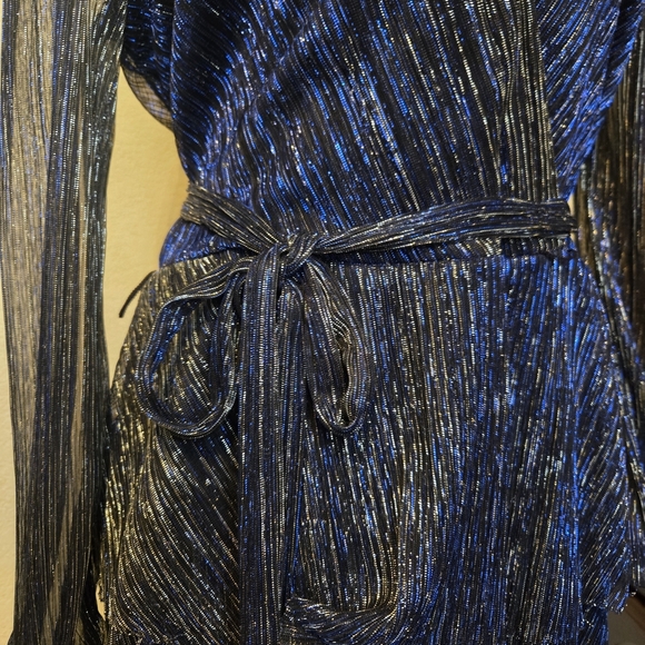 LESLIE FAY Blue and Silver Long Sleeve Dress. Size 12 - Picture 3 of 10